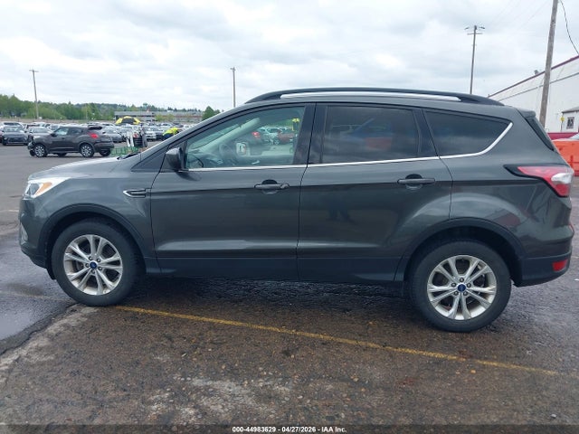 1FMCU9GD6JUD31055 Ford ESCAPE SE