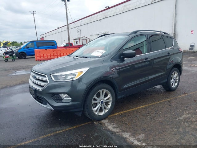 1FMCU9GD6JUD31055 Ford ESCAPE SE