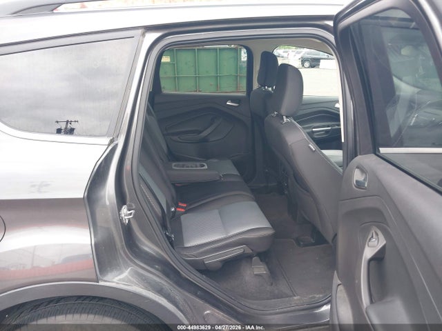 1FMCU9GD6JUD31055 Ford ESCAPE SE