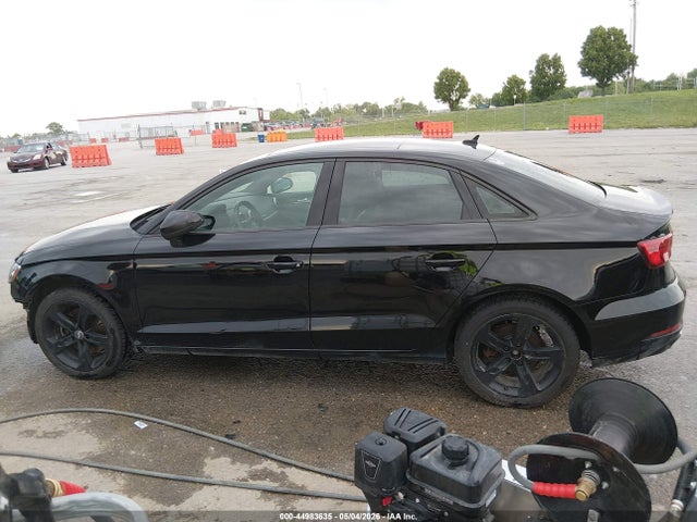 Продажа на аукционе авто 2018 Audi A3 2.0t Premium/2.0t Tech Premium, vin: WAUB8GFF9J1022206, номер лота: 44983635