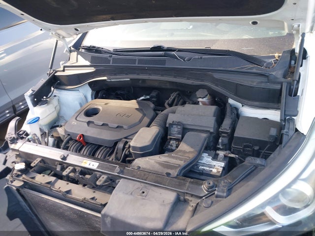 Продажа на аукционе авто 2018 Hyundai Santa Fe Sport 2.4l, vin: 5NMZT3LB8JH083739, номер лота: 44983674