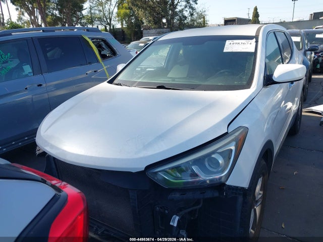 Продажа на аукционе авто 2018 Hyundai Santa Fe Sport 2.4l, vin: 5NMZT3LB8JH083739, номер лота: 44983674