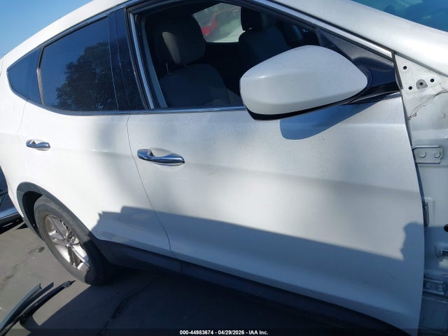 Продажа на аукционе авто 2018 Hyundai Santa Fe Sport 2.4l, vin: 5NMZT3LB8JH083739, номер лота: 44983674
