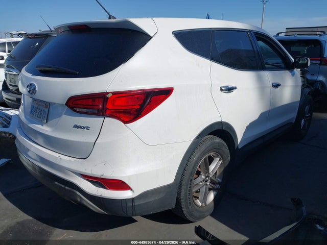 Продажа на аукционе авто 2018 Hyundai Santa Fe Sport 2.4l, vin: 5NMZT3LB8JH083739, номер лота: 44983674