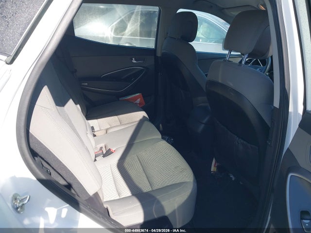 Продажа на аукционе авто 2018 Hyundai Santa Fe Sport 2.4l, vin: 5NMZT3LB8JH083739, номер лота: 44983674