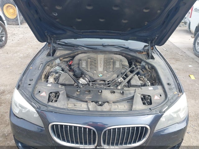 2013 Bmw 750i მანქანა იყიდება აუქციონზე, vin: WBAYA8C5XDD227620, აუქციონის ნომერი: 44983690