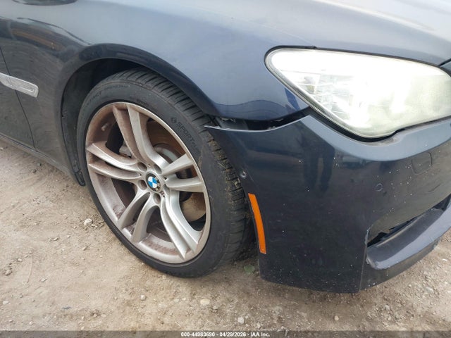 2013 Bmw 750i მანქანა იყიდება აუქციონზე, vin: WBAYA8C5XDD227620, აუქციონის ნომერი: 44983690