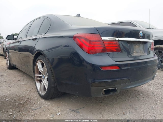 2013 Bmw 750i მანქანა იყიდება აუქციონზე, vin: WBAYA8C5XDD227620, აუქციონის ნომერი: 44983690
