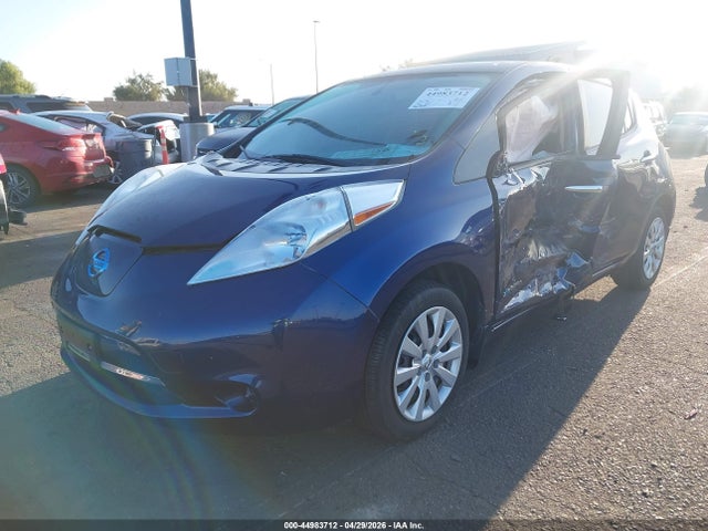 Nissan LEAF S 2017 1N4BZ0CP9HC310283 Image 2