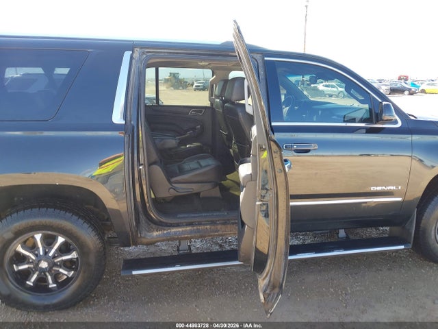 Aukcja sprzedaży 2017 Gmc Yukon Xl Denali, vin: 1GKS2HKJ5HR111842, numer aukcji: 44983728