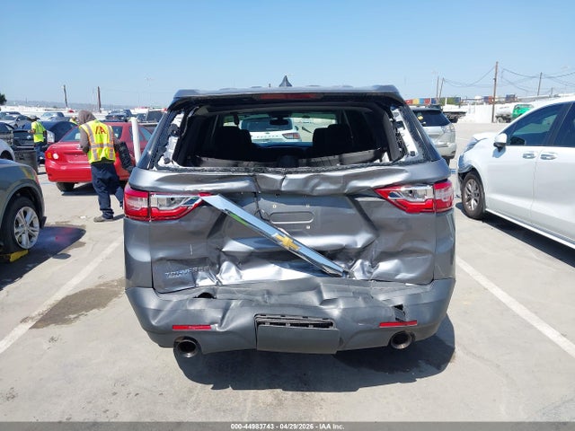 Auction sale of the 2019 Chevrolet Traverse Ls, vin: 1GNERFKW4KJ283913, lot number: 44983743