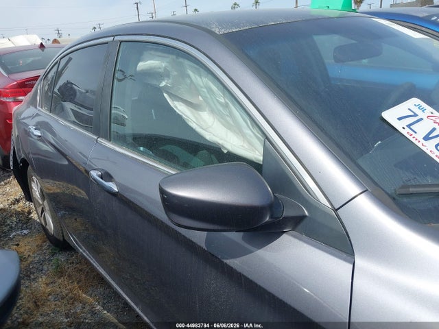 Продажа на аукционе авто 2015 Honda Accord Lx, vin: 1HGCR2F37FA188262, номер лота: 44983784