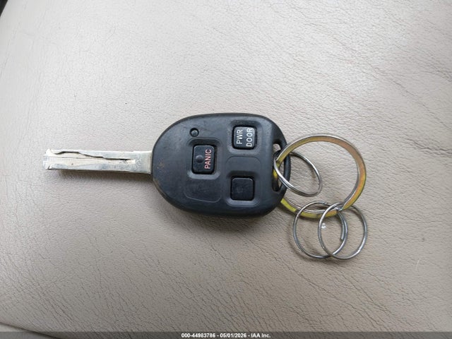 44983786 :رقم المزاد ، 2T2HA31U35C062889 vin ، 2005 Lexus Rx 330 مزاد بيع