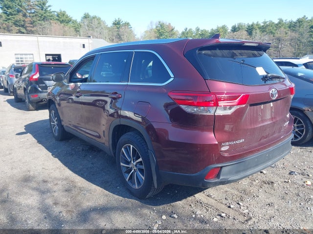 5TDJZRFH0KS746055 Toyota Highlander Xle