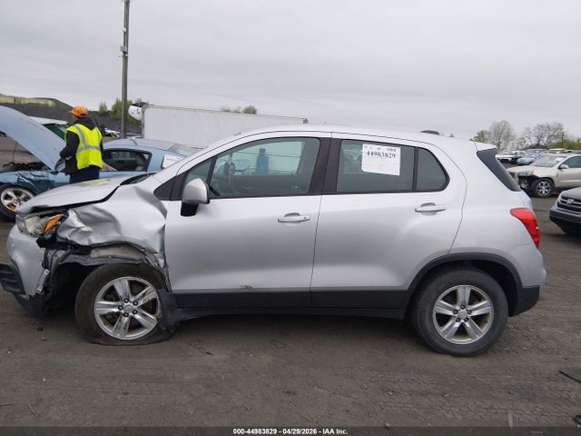 2018 Chevrolet Trax Ls მანქანა იყიდება აუქციონზე, vin: 3GNCJNSB6JL246956, აუქციონის ნომერი: 44983829