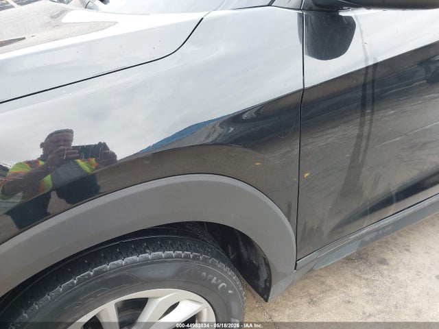 2018 Hyundai Tucson Se მანქანა იყიდება აუქციონზე, vin: KM8J2CA49JU656155, აუქციონის ნომერი: 44983834