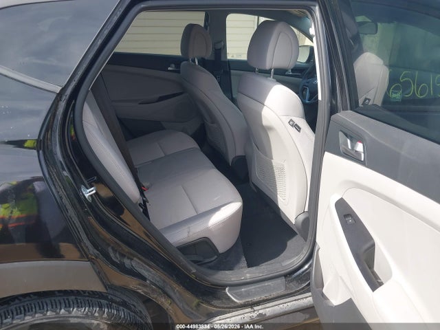 2018 Hyundai Tucson Se მანქანა იყიდება აუქციონზე, vin: KM8J2CA49JU656155, აუქციონის ნომერი: 44983834