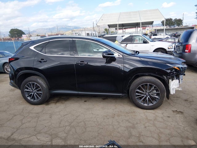 Продажа на аукционе авто 2024 Lexus Nx, vin: 2T2GGCEZ4RC04379, номер лота: 44983849