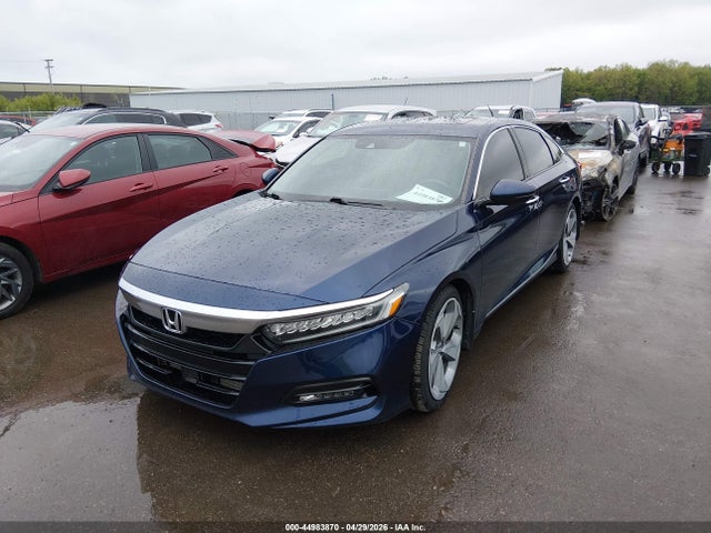 44983870 :رقم المزاد ، 1HGCV1F93JA003952 vin ، 2018 Honda Accord Touring مزاد بيع