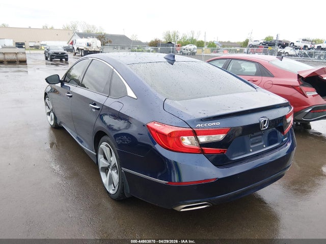 44983870 :رقم المزاد ، 1HGCV1F93JA003952 vin ، 2018 Honda Accord Touring مزاد بيع