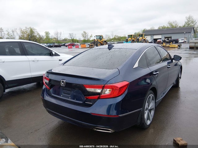 44983870 :رقم المزاد ، 1HGCV1F93JA003952 vin ، 2018 Honda Accord Touring مزاد بيع