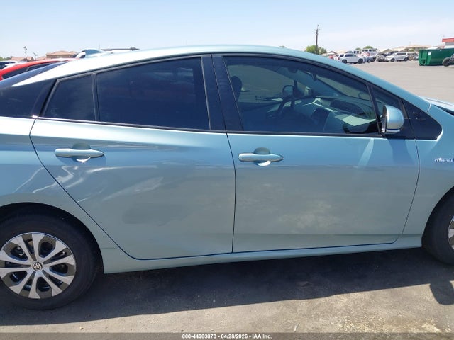 JTDL9RFU0K3003063 Toyota Prius Le