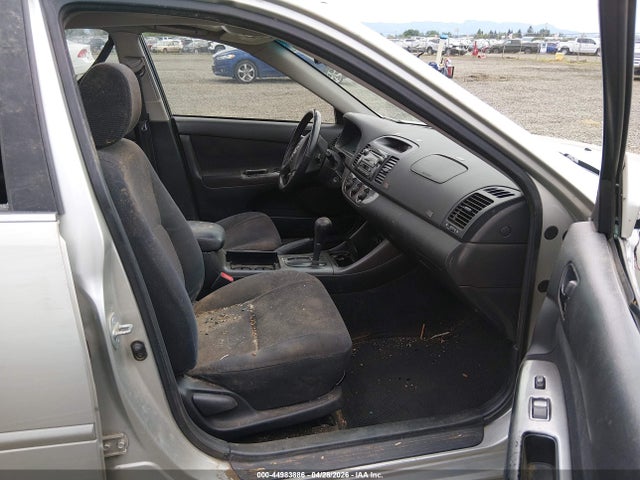 2002 Toyota Camry Le/se/xle მანქანა იყიდება აუქციონზე, vin: JTDBF32KX20029595, აუქციონის ნომერი: 44983886