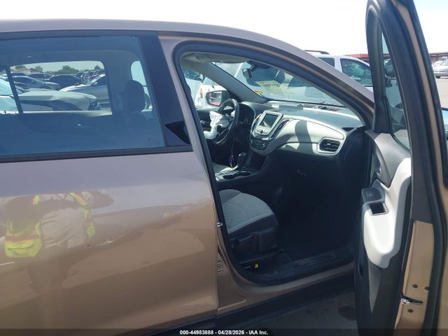 Chevrolet EQUINOX LS 2019 2GNAXSEV6K6259089 Image 5
