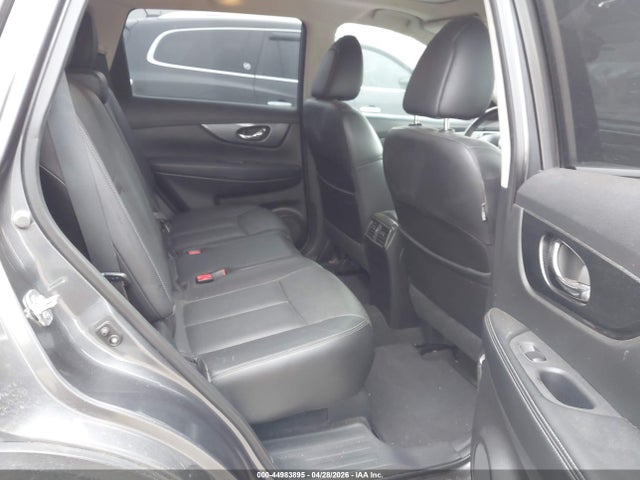 2015 Nissan Rogue Sl მანქანა იყიდება აუქციონზე, vin: 5N1AT2MT8FC796625, აუქციონის ნომერი: 44983895