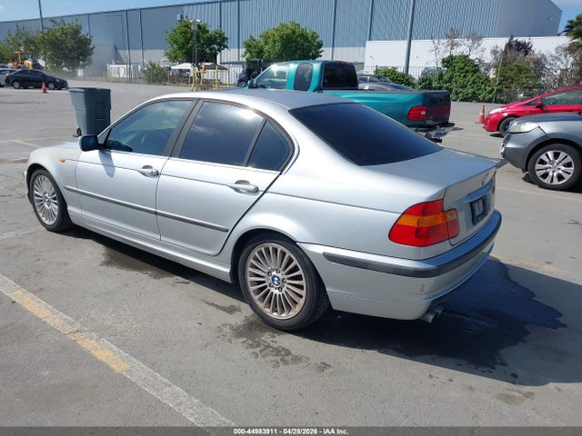 44983911 :رقم المزاد ، WBAEV53463KM27742 vin ، 2003 Bmw 330i مزاد بيع
