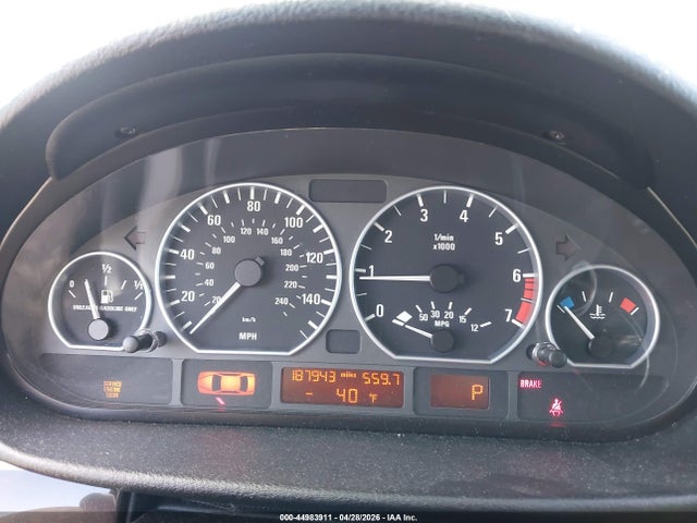 44983911 :رقم المزاد ، WBAEV53463KM27742 vin ، 2003 Bmw 330i مزاد بيع