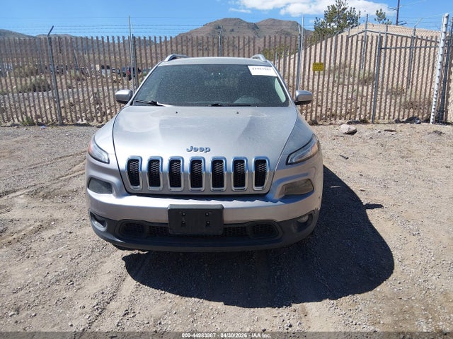 Продаж на аукціоні авто 2016 Jeep Cherokee Latitude, vin: 1C4PJMCB0GW227776, номер лоту: 44983987