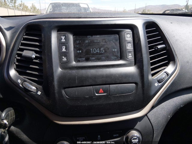 Продаж на аукціоні авто 2016 Jeep Cherokee Latitude, vin: 1C4PJMCB0GW227776, номер лоту: 44983987