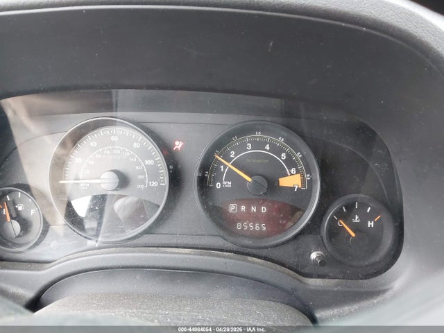 44984054 :رقم المزاد ، 1C4NJDBB5ED815769 vin ، 2014 Jeep Compass Sport مزاد بيع