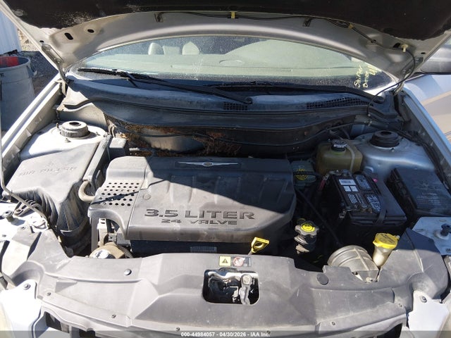 Продажа на аукционе авто 2005 Chrysler Pacifica Touring, vin: 2C4GM68475R380299, номер лота: 44984057