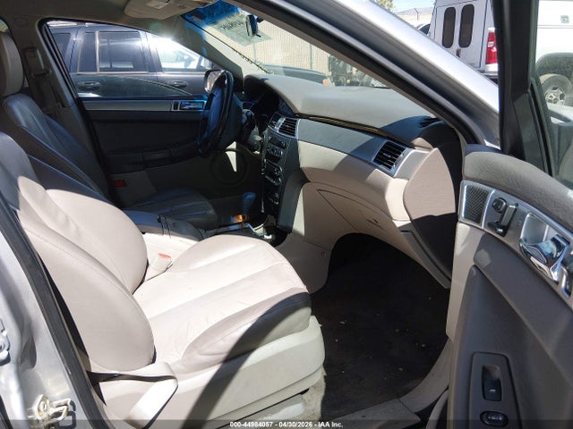 Продажа на аукционе авто 2005 Chrysler Pacifica Touring, vin: 2C4GM68475R380299, номер лота: 44984057