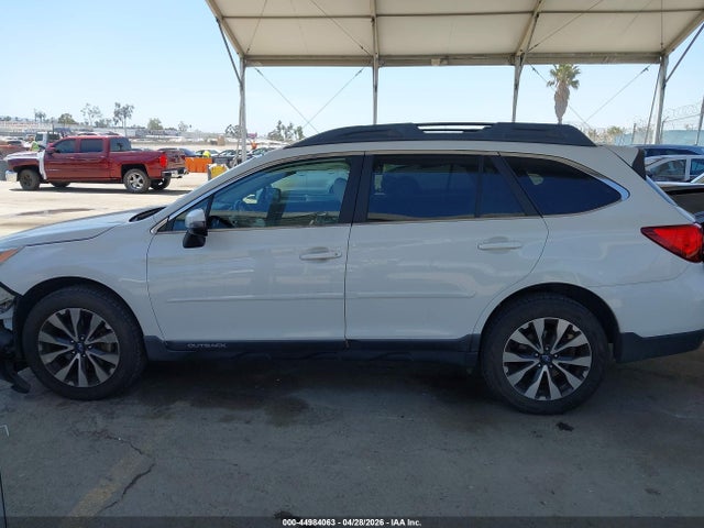 Subaru Outback 2.5i Limited 2015 4S4BSALC4F3212370 Image 14
