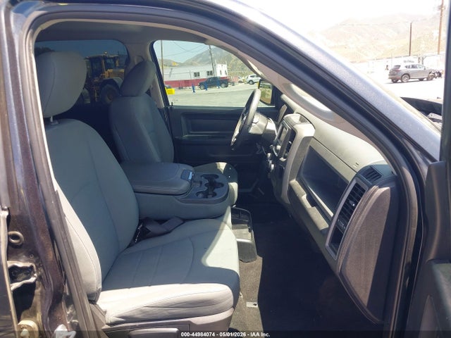 Aukcja sprzedaży 2017 Ram 1500 Express  4x2 5'7 Box, vin: 1C6RR6KT2HS662385, numer aukcji: 44984074