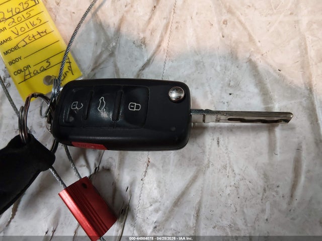 Продаж на аукціоні авто 2015 Volkswagen Jetta 2.0l S, vin: 3VW2K7AJ1FM226067, номер лоту: 44984078