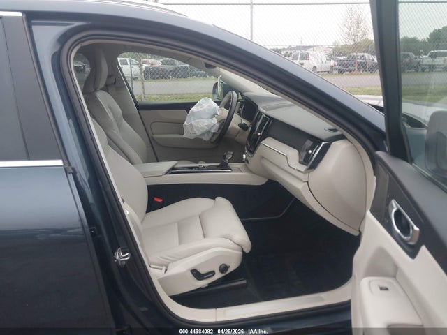 Продаж на аукціоні авто 2020 Volvo Xc60 T5 Inscription, vin: YV4102RL0L1590709, номер лоту: 44984082
