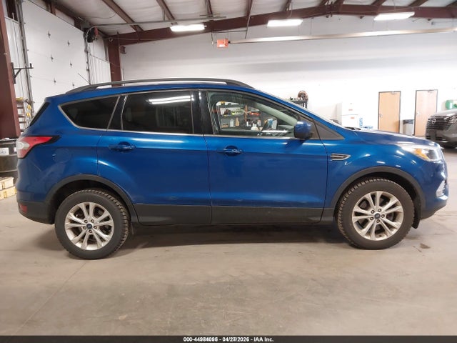Ford ESCAPE SE 2018 1FMCU9GD8JUD31056 Image 18