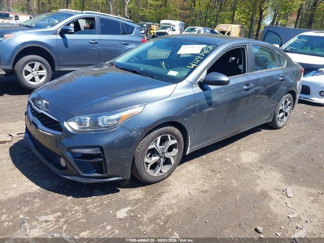 44984125 :رقم المزاد ، 3KPF24AD0ME285549 vin ، 2021 Kia Forte Lxs مزاد بيع