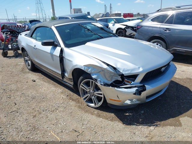 44984151 :رقم المزاد ، 1ZVBP8EMXB5117912 vin ، 2011 Ford Mustang V6 Premium مزاد بيع