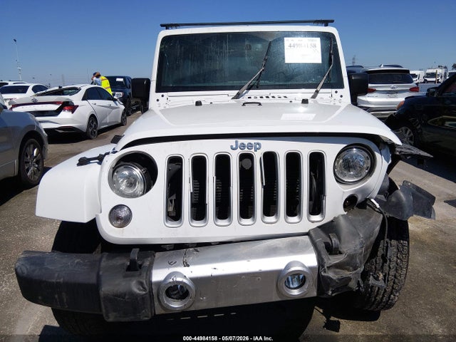 2017 Jeep Wrangler Unlimited Sahara 4x4 მანქანა იყიდება აუქციონზე, vin: 1C4BJWEG1HL685912, აუქციონის ნომერი: 44984158