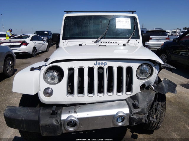 2017 Jeep Wrangler Unlimited Sahara 4x4 მანქანა იყიდება აუქციონზე, vin: 1C4BJWEG1HL685912, აუქციონის ნომერი: 44984158