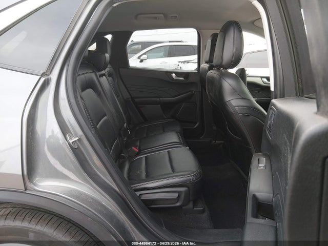 Продажа на аукционе авто 2022 Ford Escape Sel, vin: 1FMCU0H60NUA69762, номер лота: 44984172