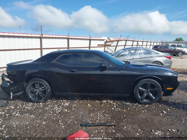 44984192 :رقم المزاد ، 2B3CJ4DG5BH603745 vin ، 2011 Dodge Challenger مزاد بيع