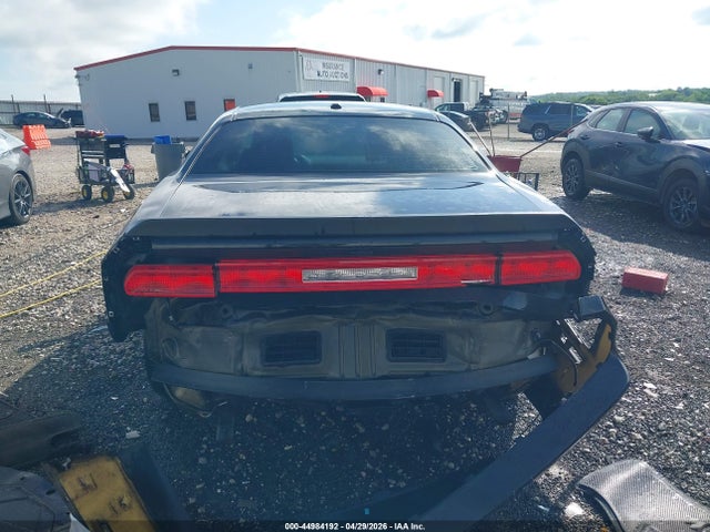 44984192 :رقم المزاد ، 2B3CJ4DG5BH603745 vin ، 2011 Dodge Challenger مزاد بيع