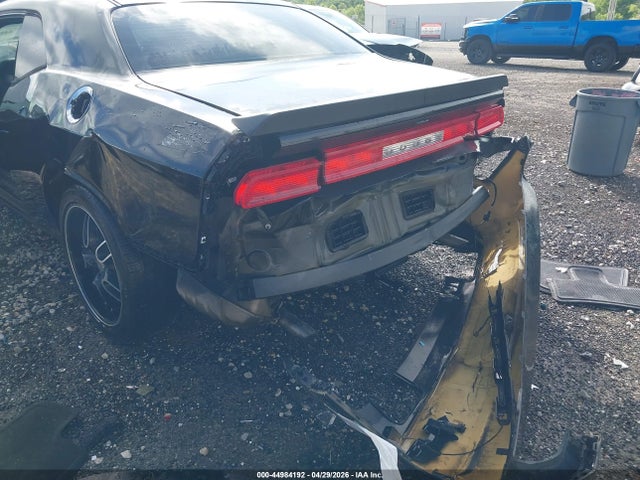 44984192 :رقم المزاد ، 2B3CJ4DG5BH603745 vin ، 2011 Dodge Challenger مزاد بيع