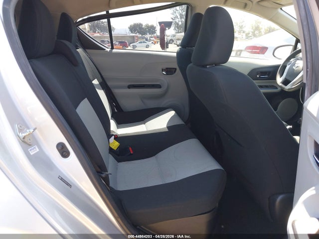 44984203 :رقم المزاد ، JTDKDTB32D1529147 vin ، 2013 Toyota Prius C Two مزاد بيع